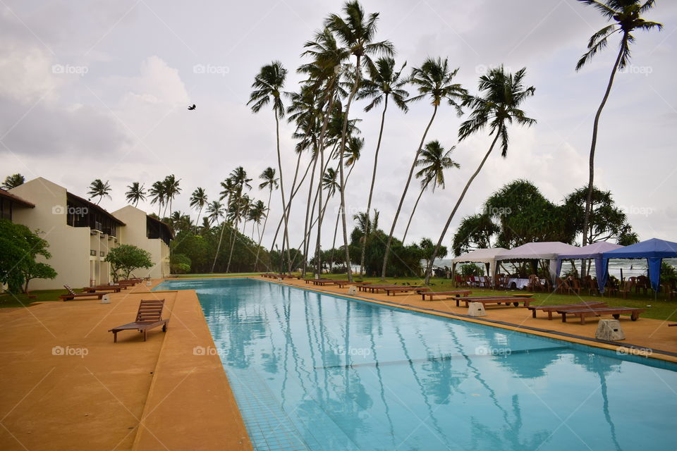 Beach side hotel in Sri Lanka with swimming pool