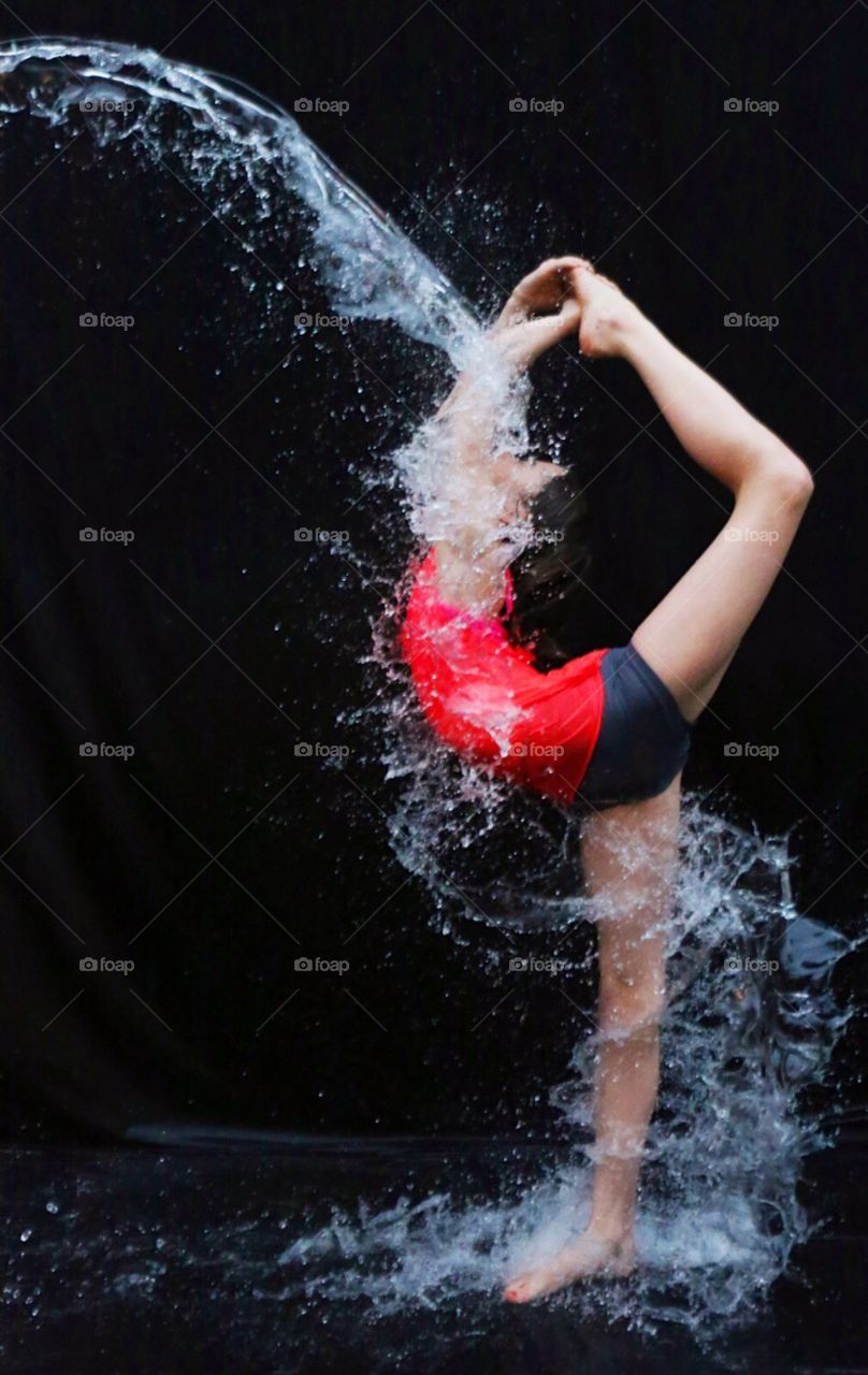 Dancer in water 