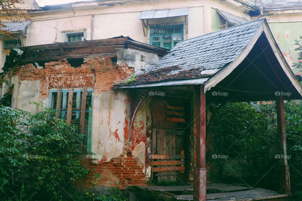 old abandoned building in Zhytomyr region, autumn 2018 (house Tereshchenkov)