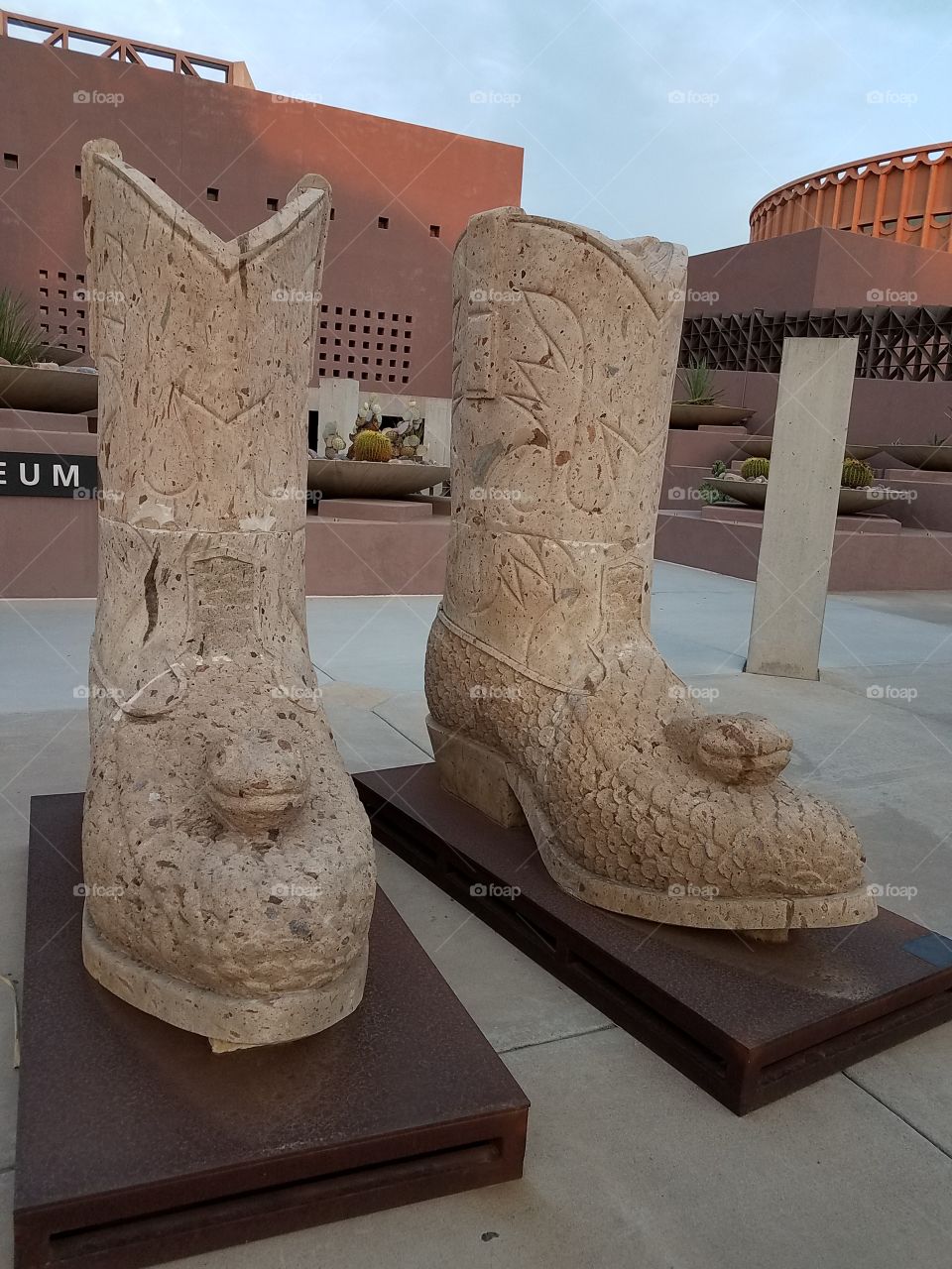 Giant Boots 