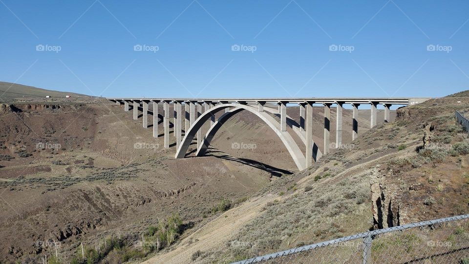 Selah Bridge