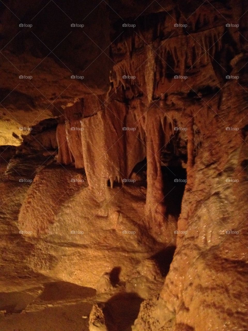 Natural bridge caverns