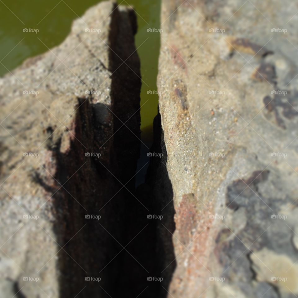 split rock. This is a picture of some cliffs at the Brazos river