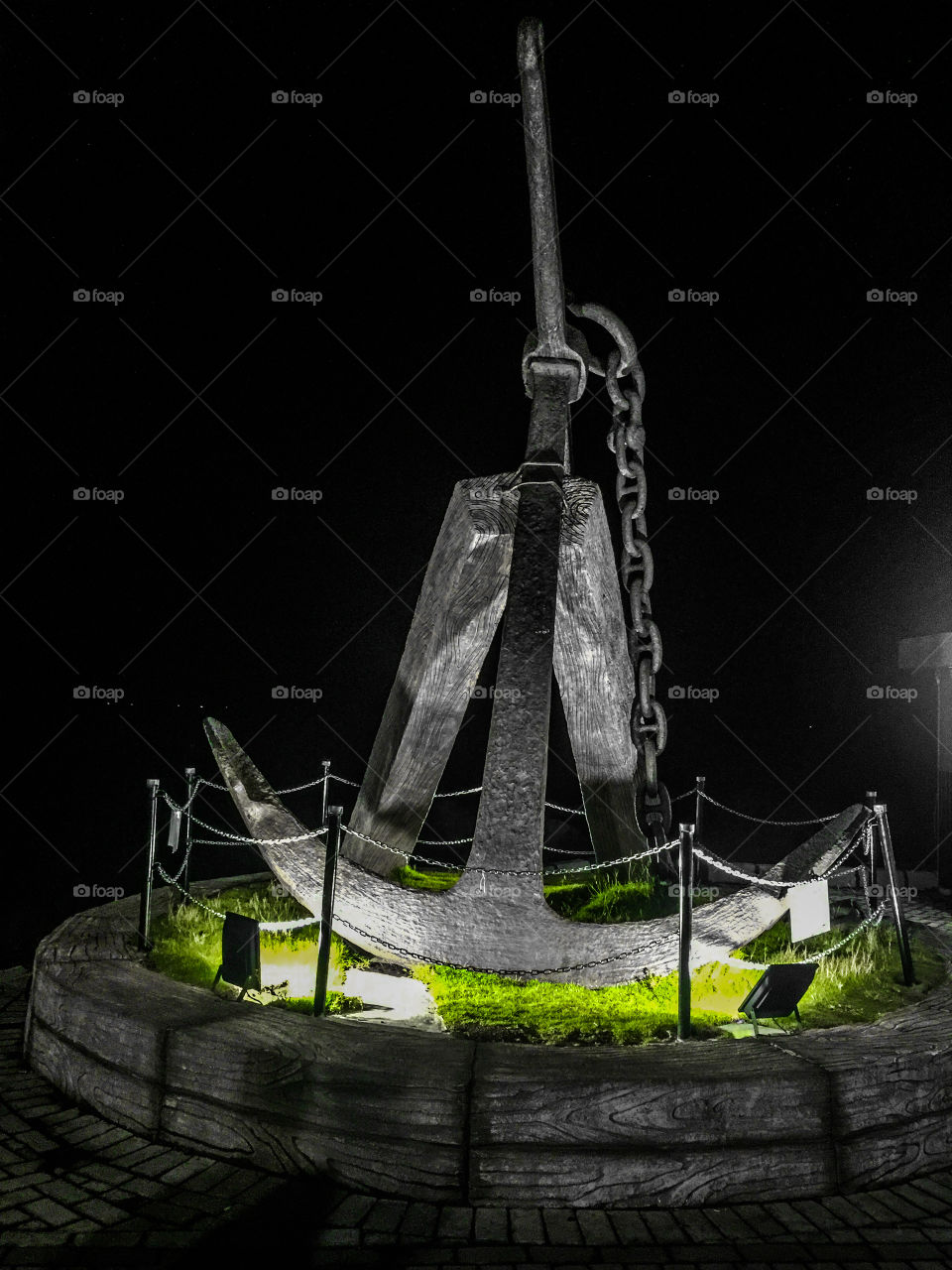 Anchor in the island
