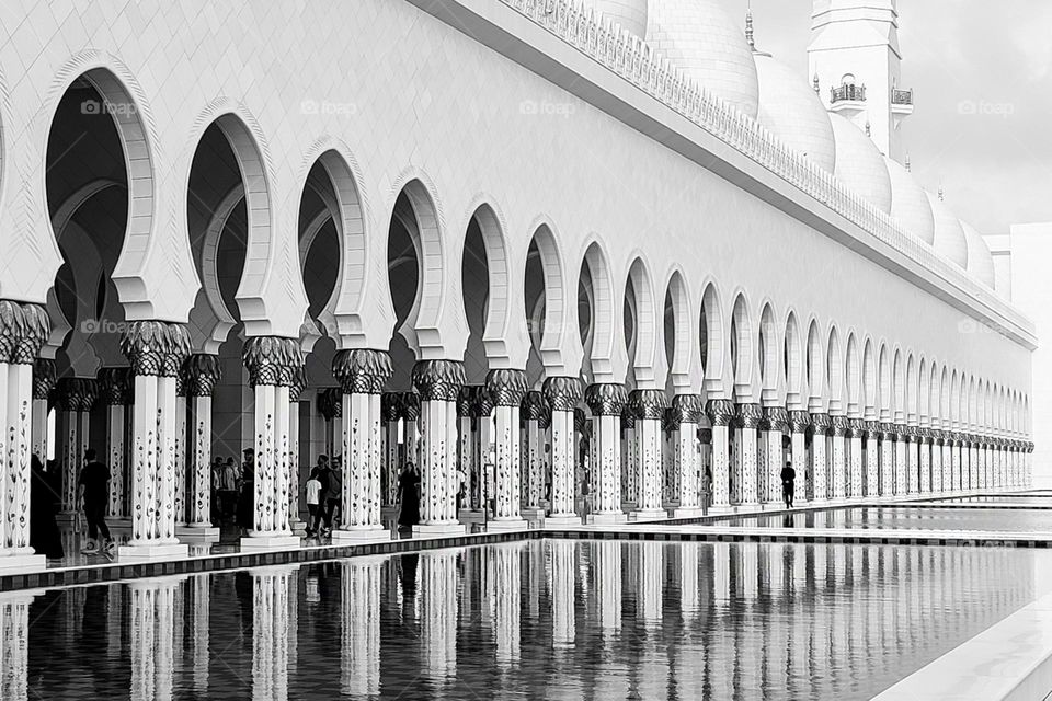 Abu Dhabi, White Mosque, Incredible Architecture in B&W