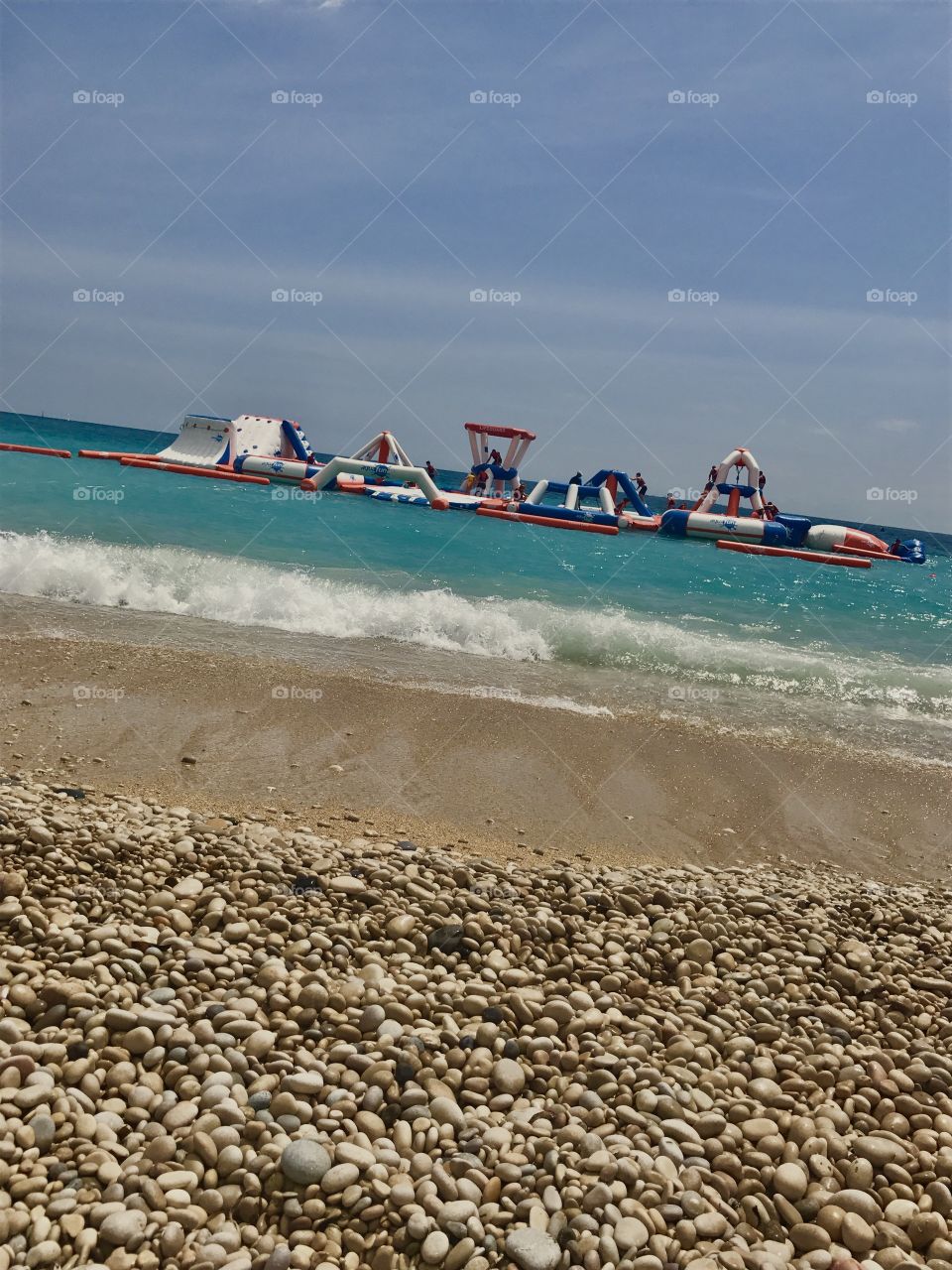 A survival run in the middle of the ocean in Spain 