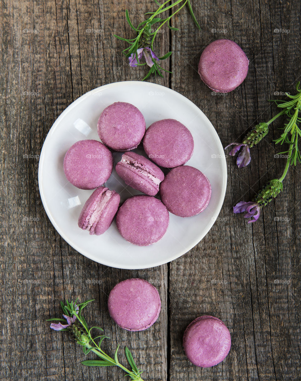 Macaroons are lavender flowers 