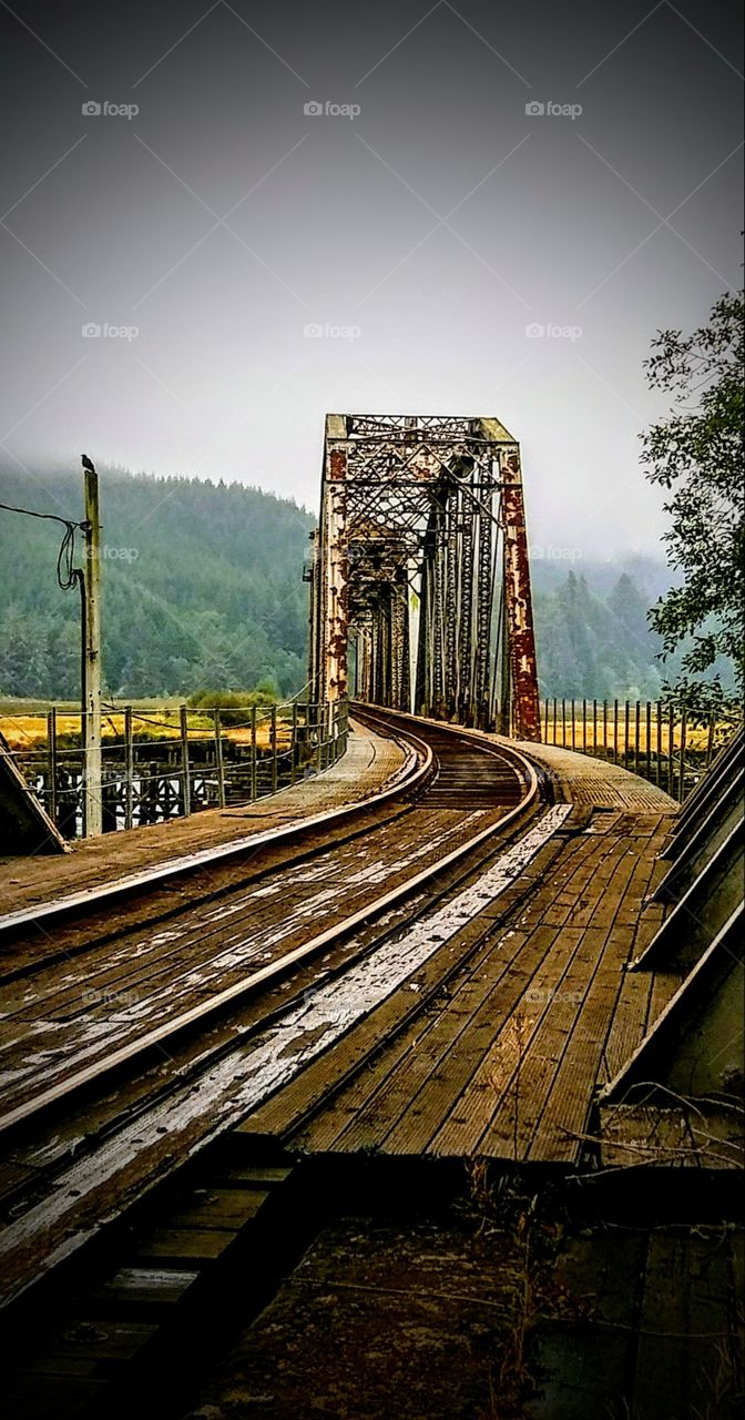 train bridge over Siuslaw