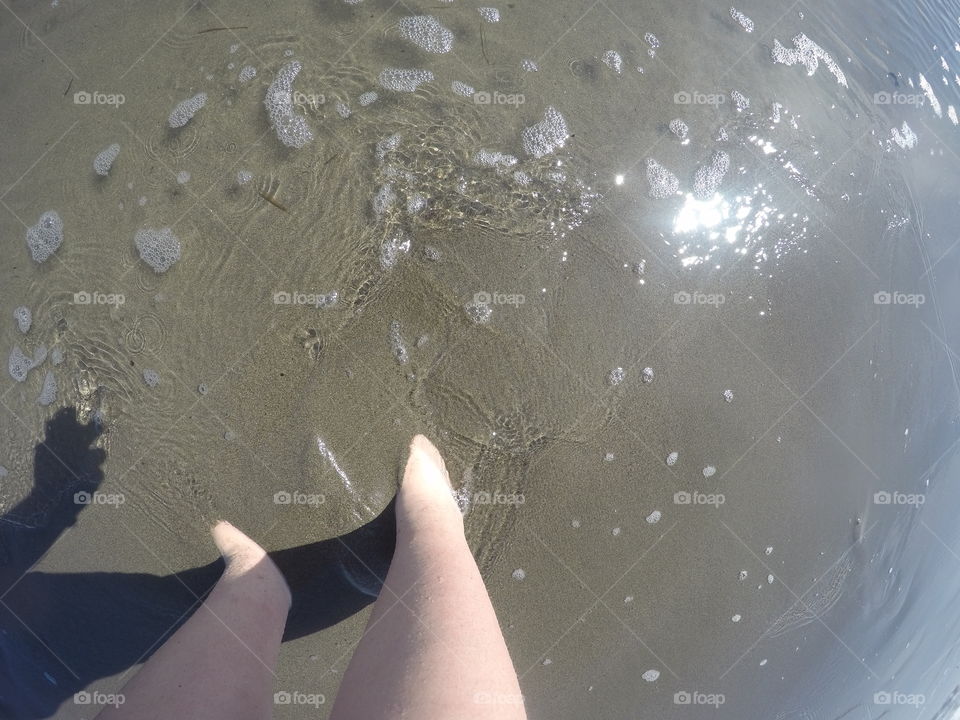 feet in water
