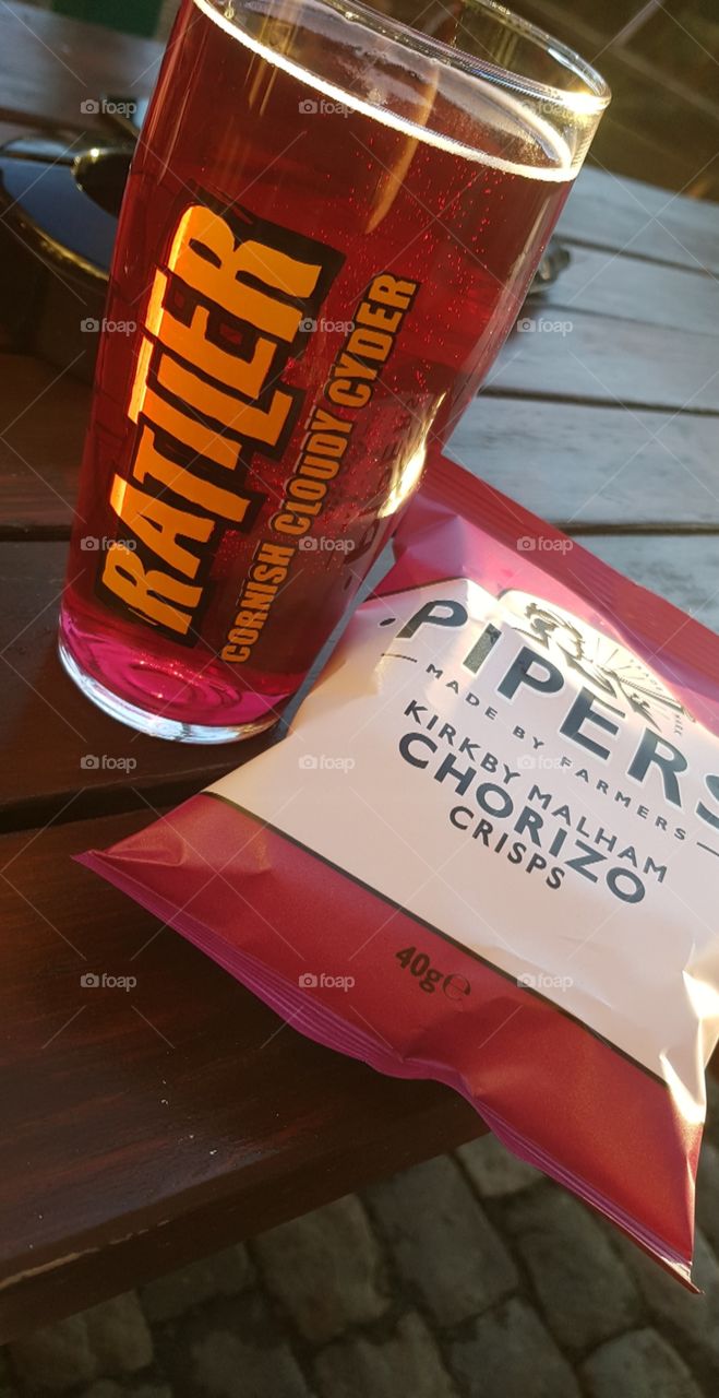 rattler cider and blackcurrant, pipers chorizo crisps