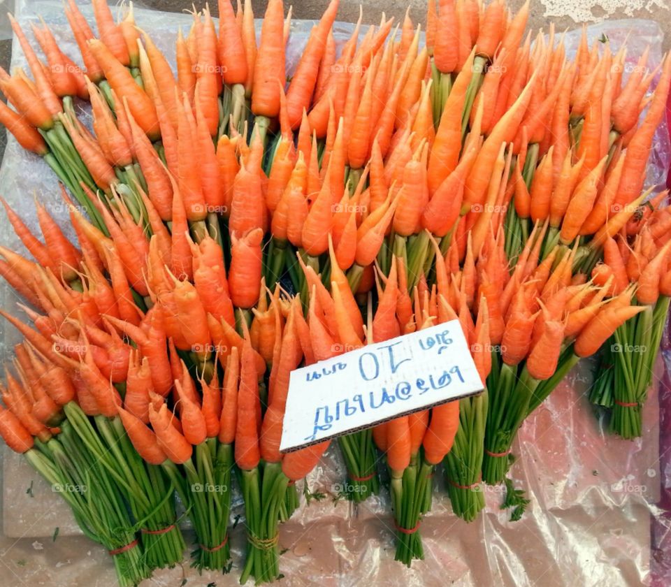 Carrots in a Thai market