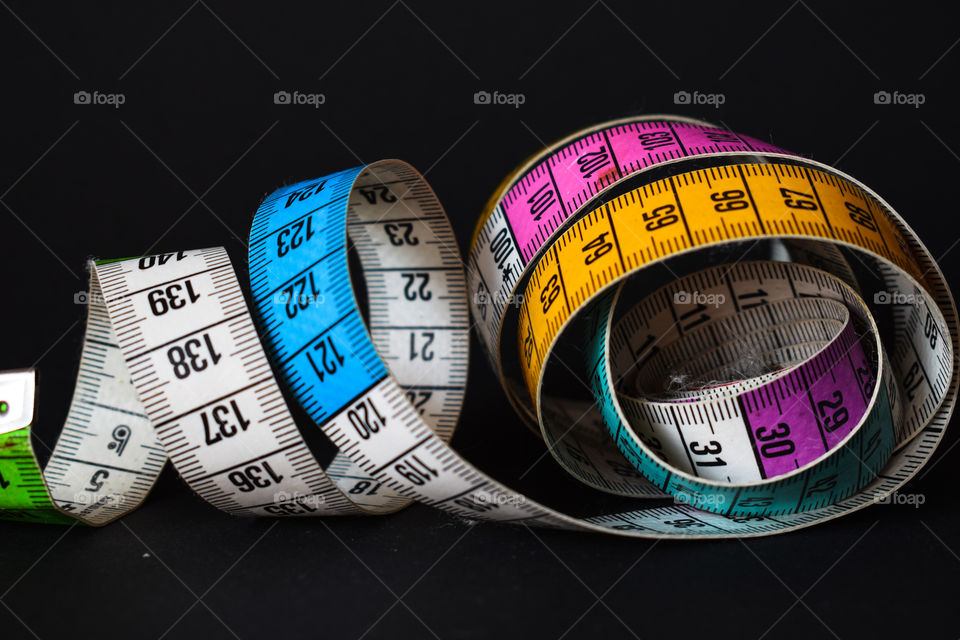 centimeter of blue and orange colors