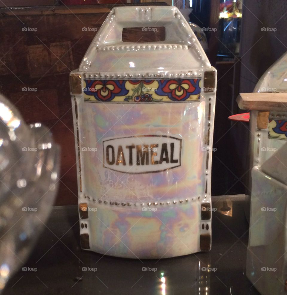 Oatmeal canister