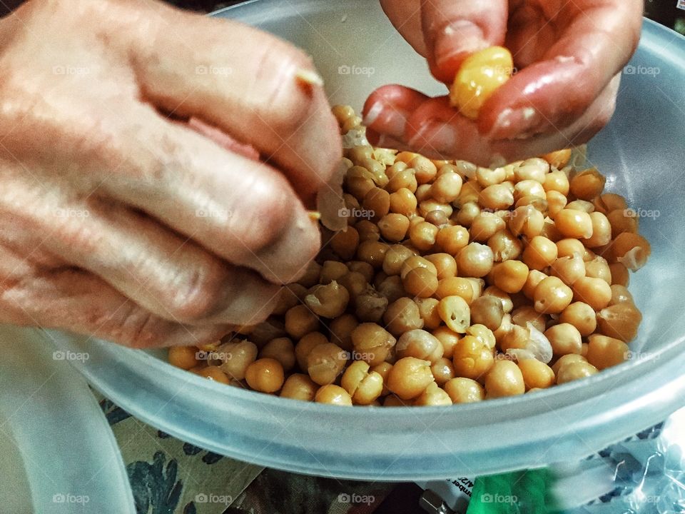 Peeling chickpeas for homemade goodness! 