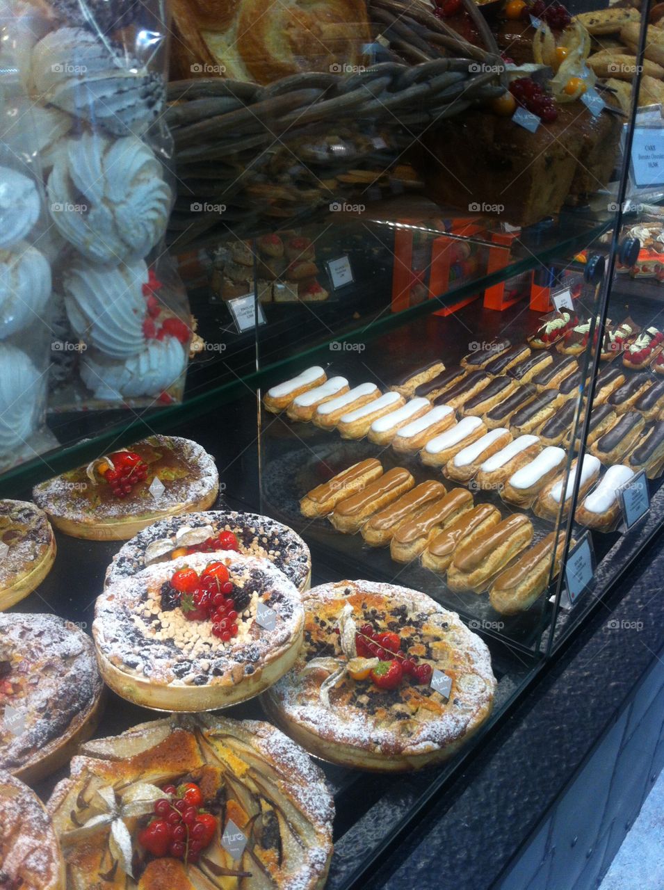 Sweets shop in Paris 