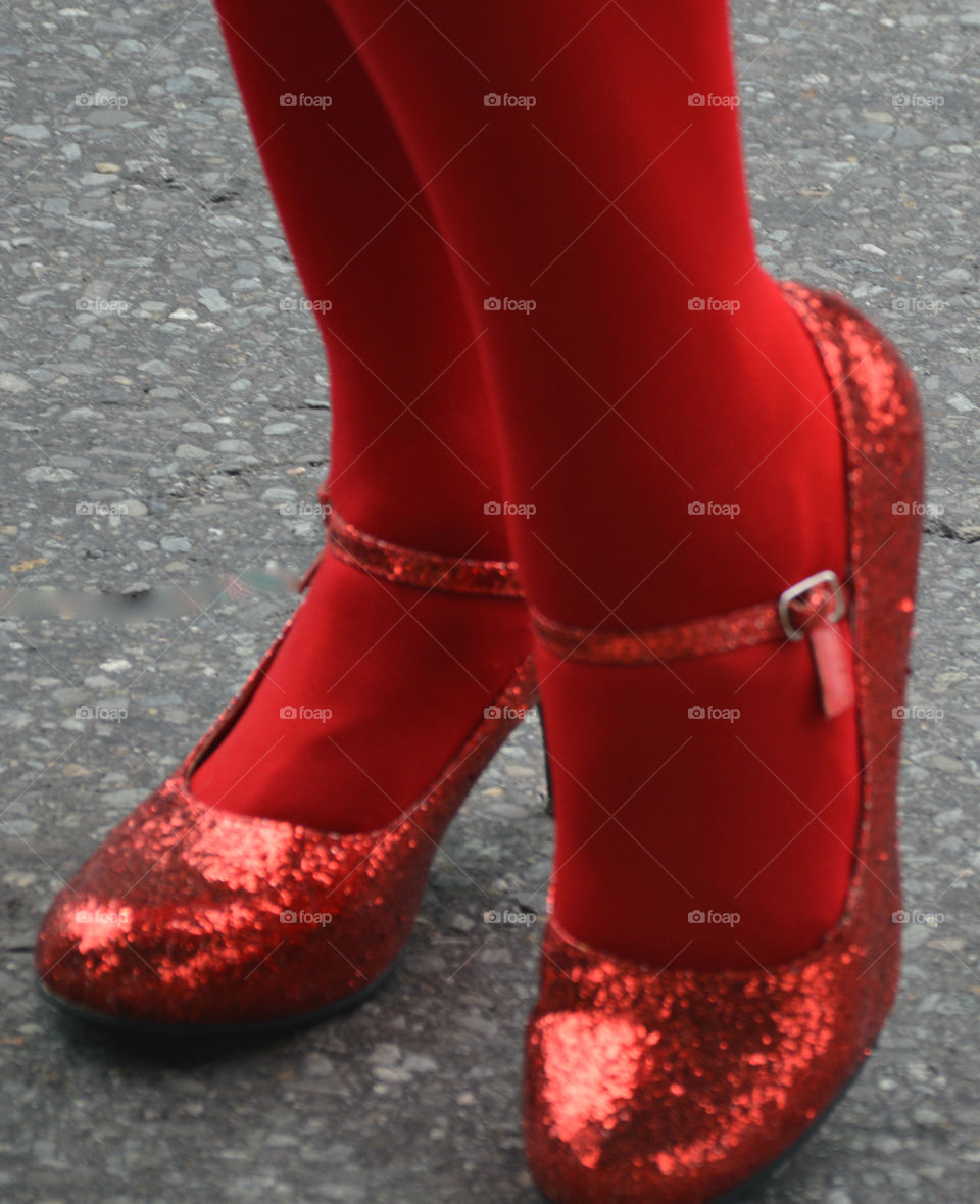 Sparkling red shoes and red socks! The Red Story! Red is color of passion. It's the color that is always seen on heart decorations on Valentine's Day! Red is astonishing, exhilarating, and fills your world through feelings and emotions!
