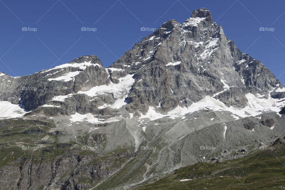 Matterhorn Italy , Mountain peak summer, Breuil-Cervinia, Monte Cervino Italia , Italien Alperna sommar 