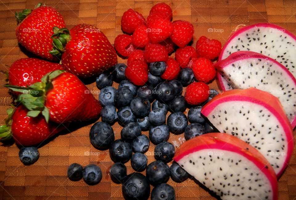 Summer fruits 