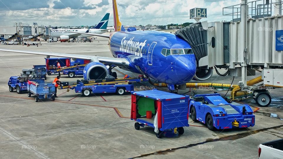 Southwest airlines at terminal going to head North to Buffalo from Fort Lauderdale✈