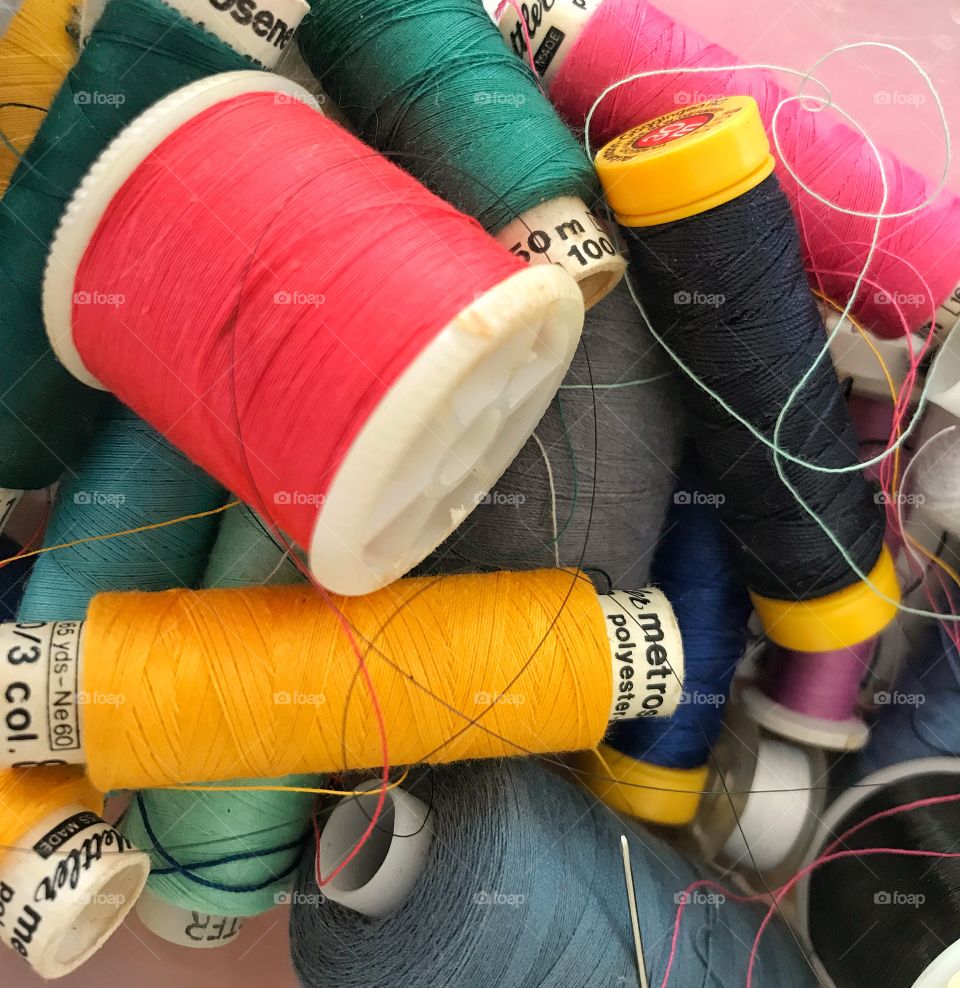Coloured thread 