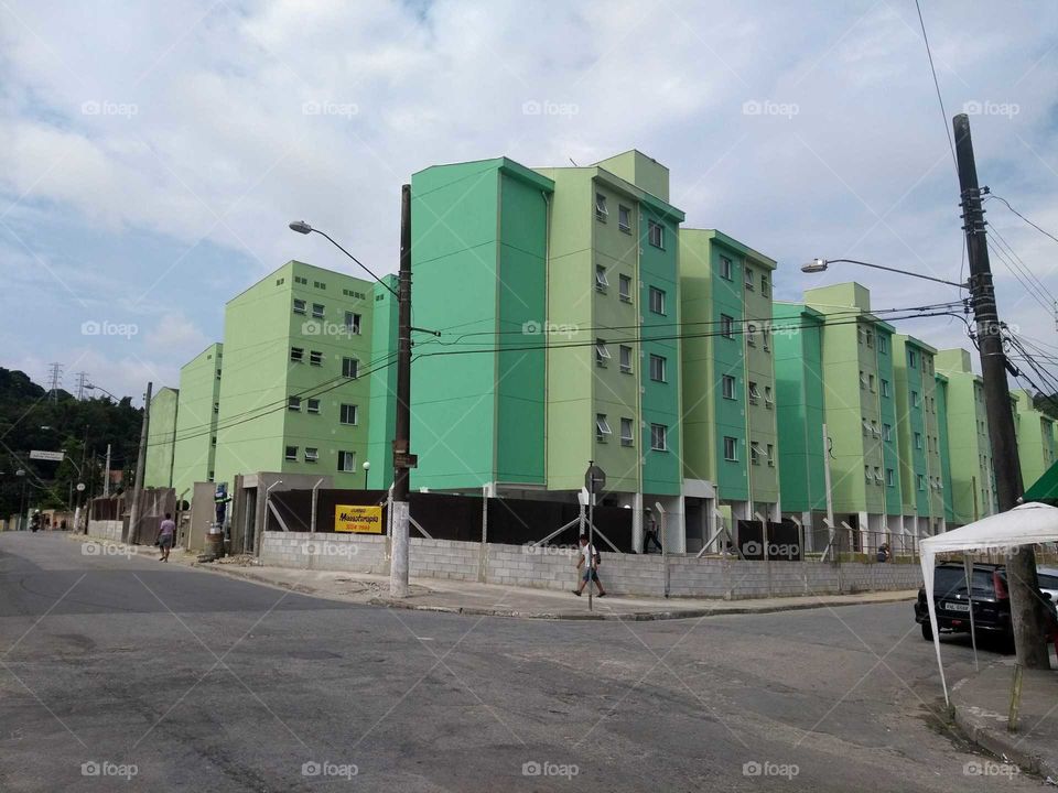 prédio popular de papelão do CDHU -  Santos