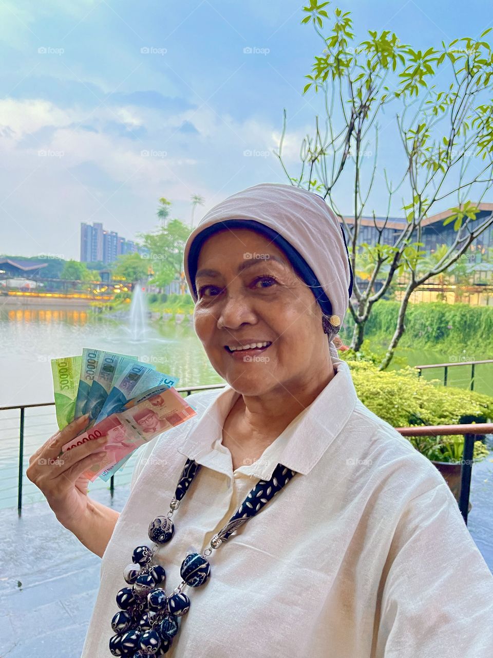 Money and travelling to a beautiful place