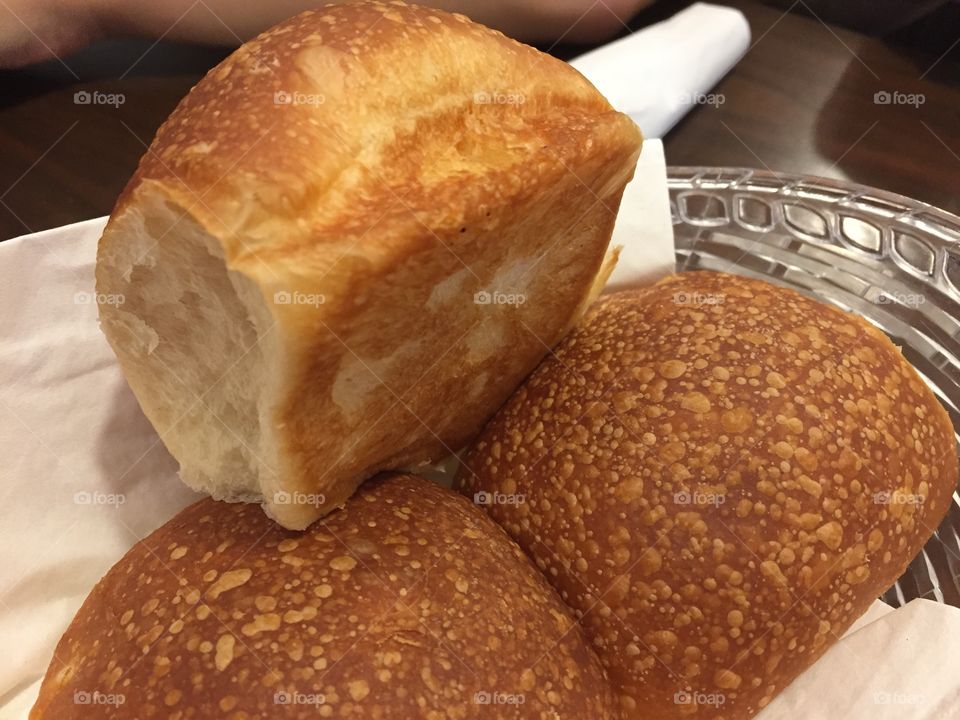 Hot yeast rolls