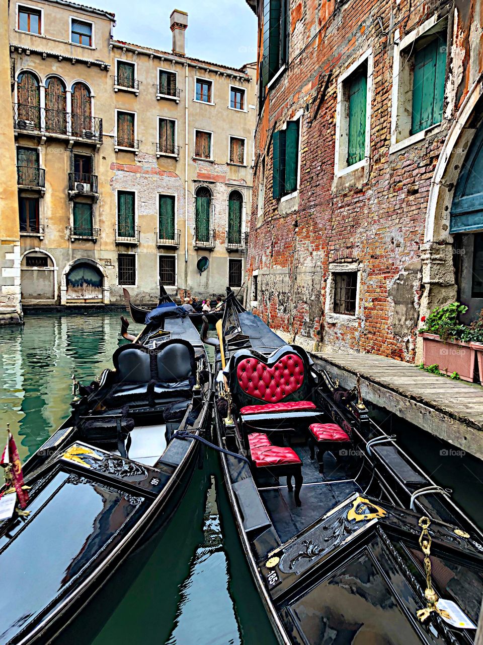 Beautiful gondolas 