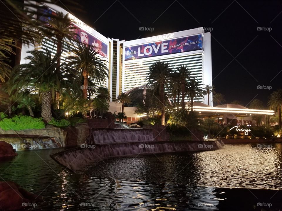 las vegas , water , casino , hotel , palm tree