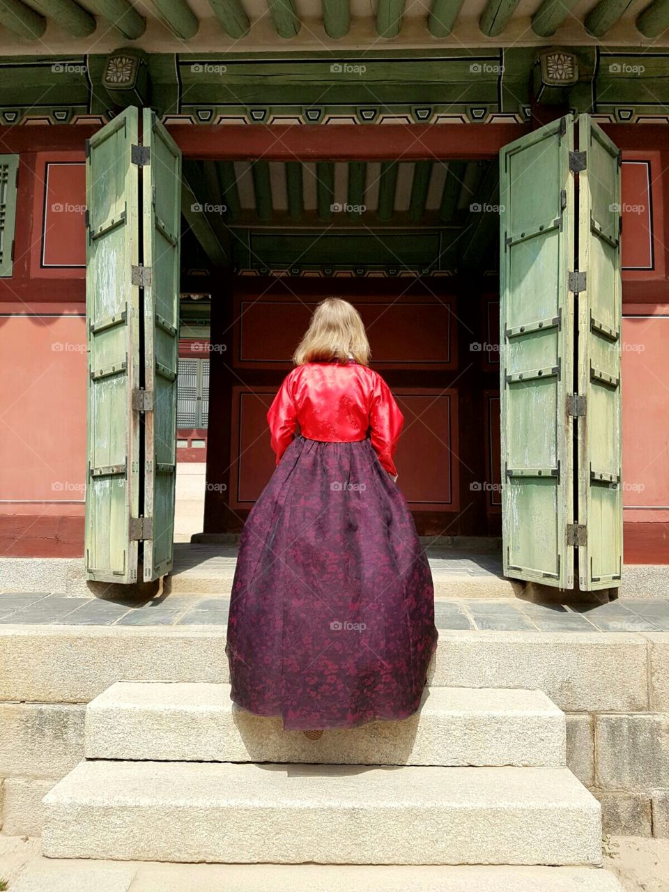 Traditional Korean Hanbok in Korean Palace