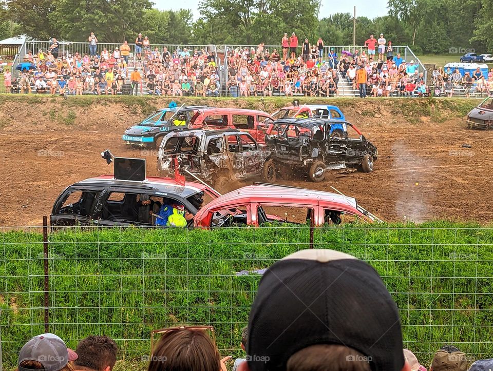 Crowds: Delimition Derby