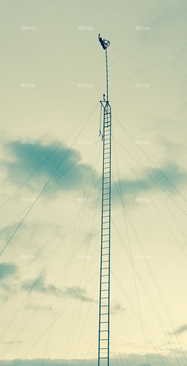 Acrobat at fair in Ohio 