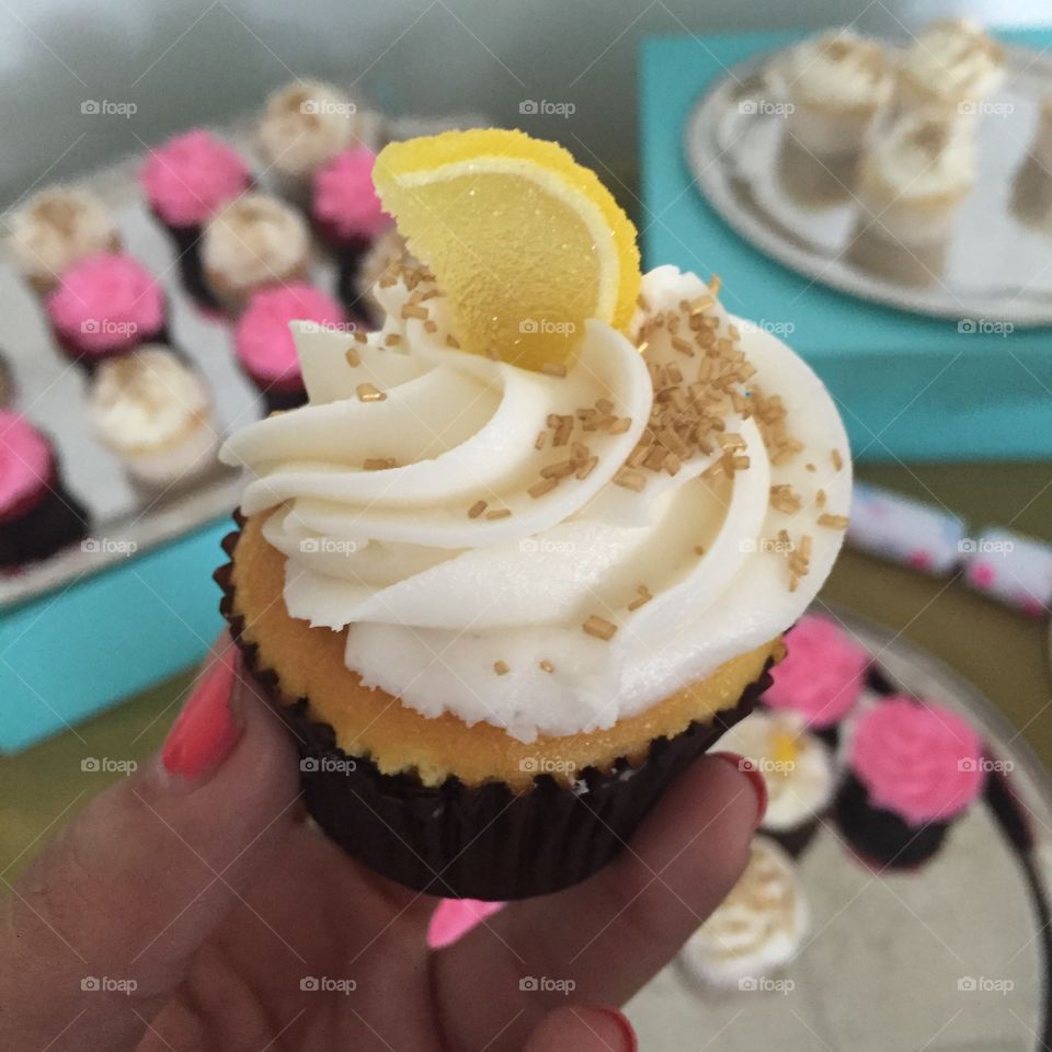 Lemon Cupcake!
