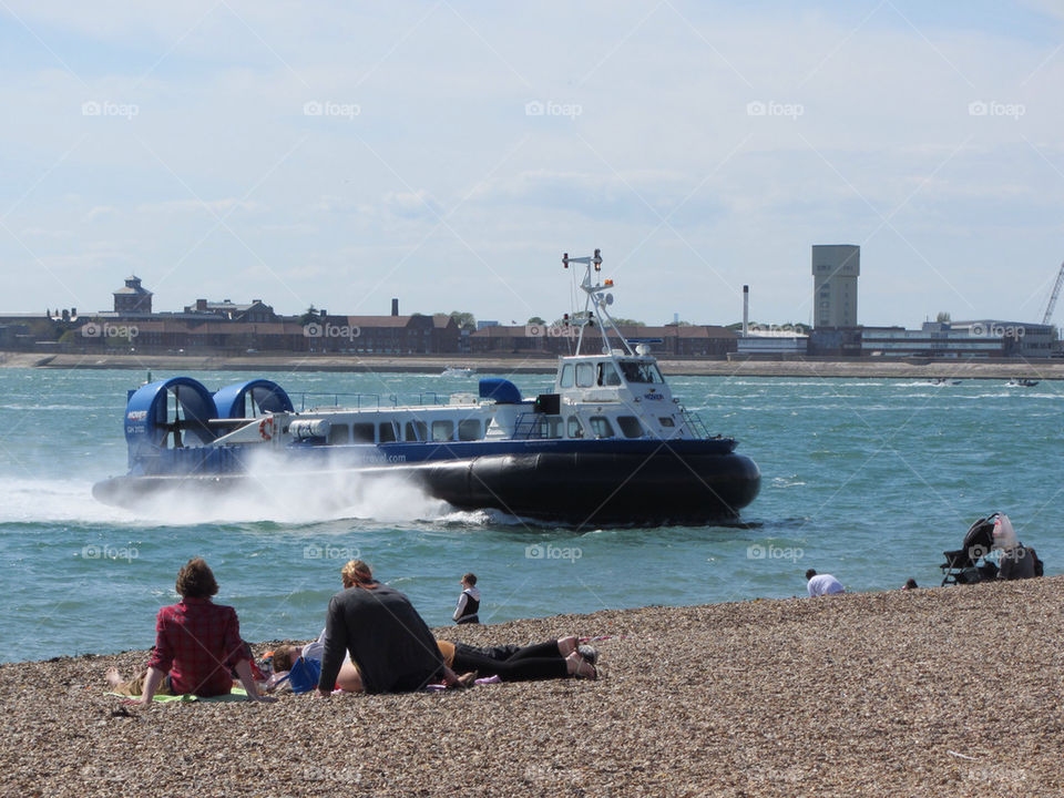 beach of sea portsmouth by perfexeon