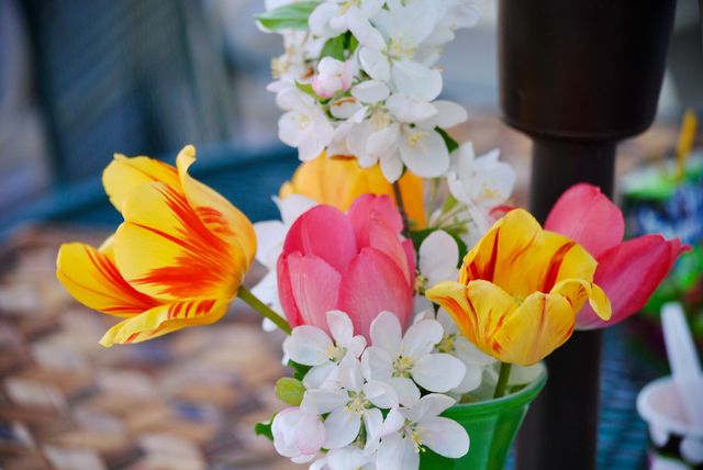 Pretty Spring Bouquet 