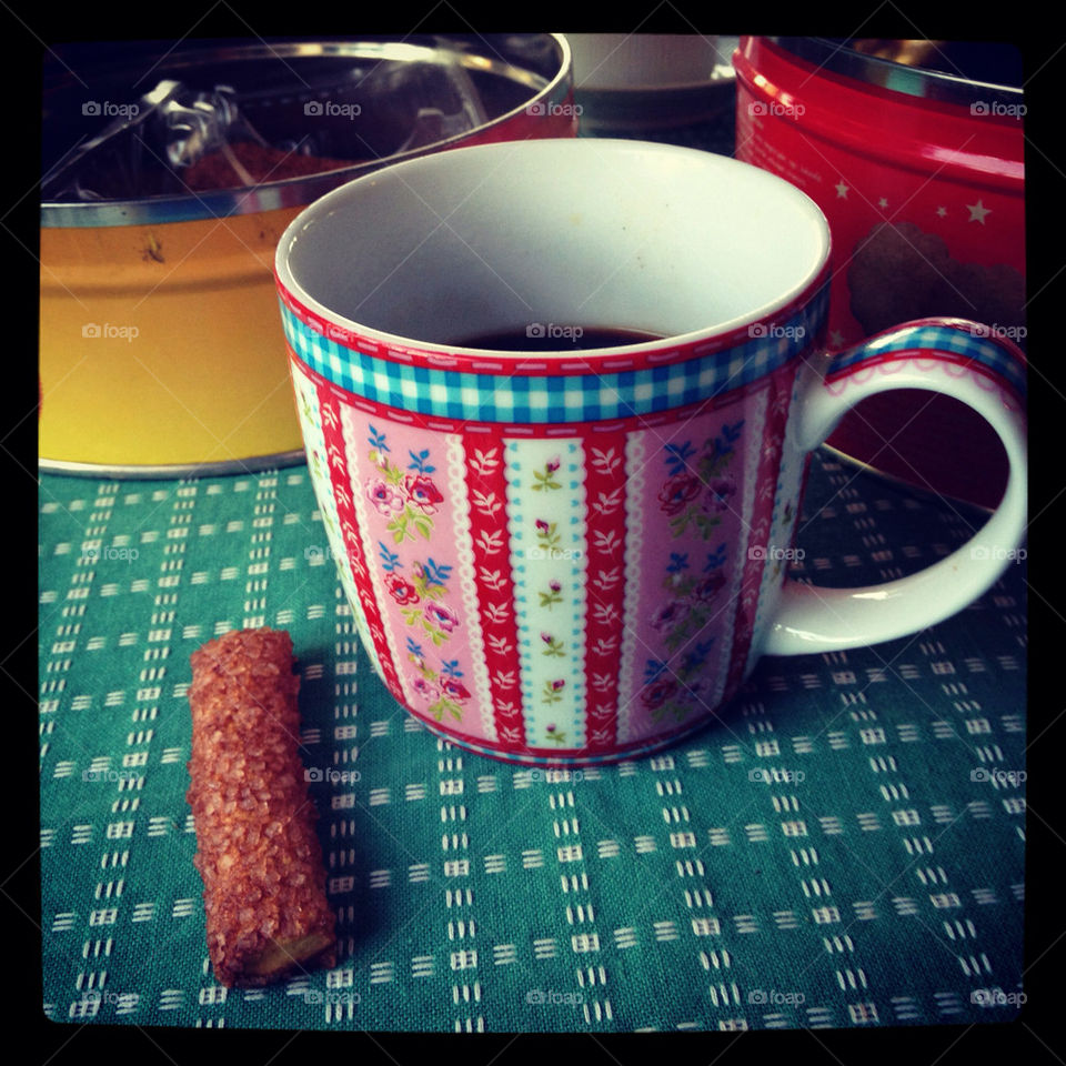 happy coffee cup sweets by zinnebeelden