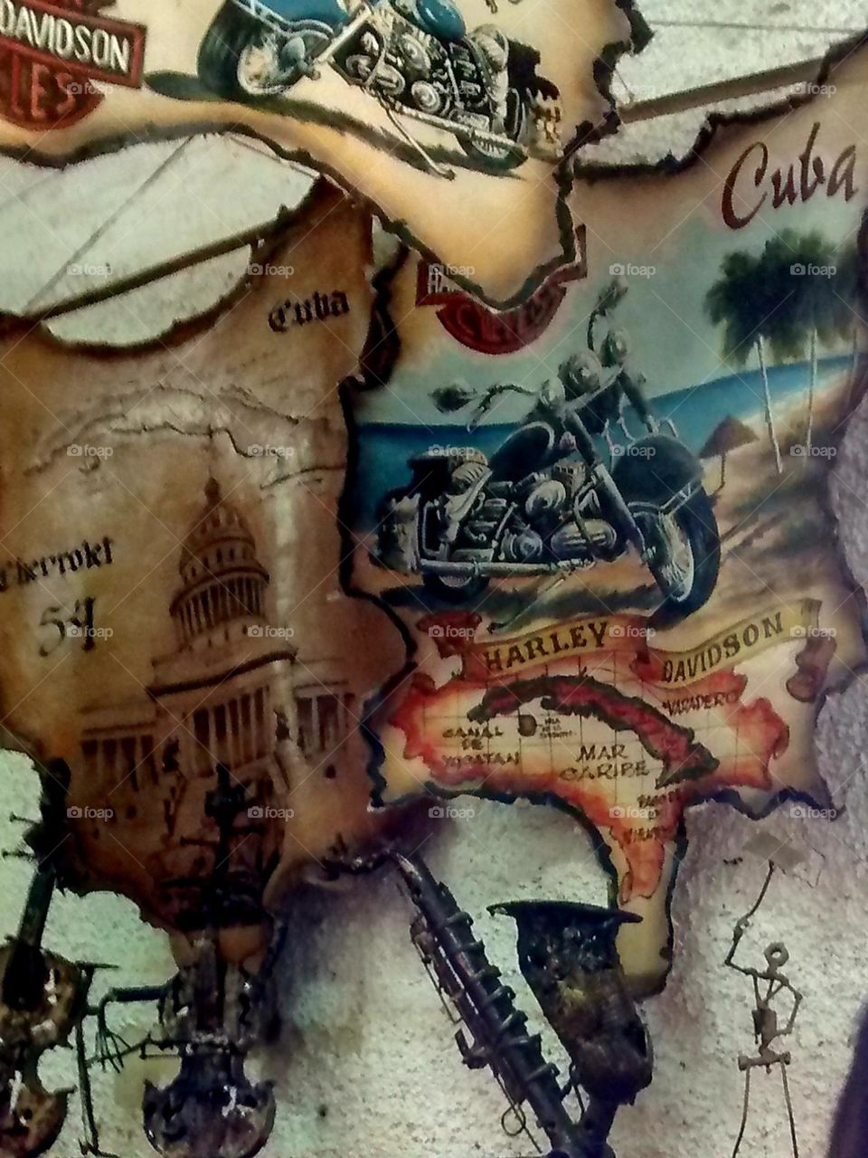 Cuba map made of leather and painted, tourist souvenirs, Cuba Varadero