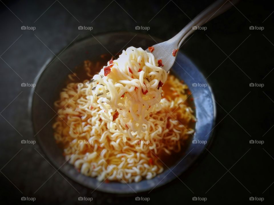 Instant noodles
