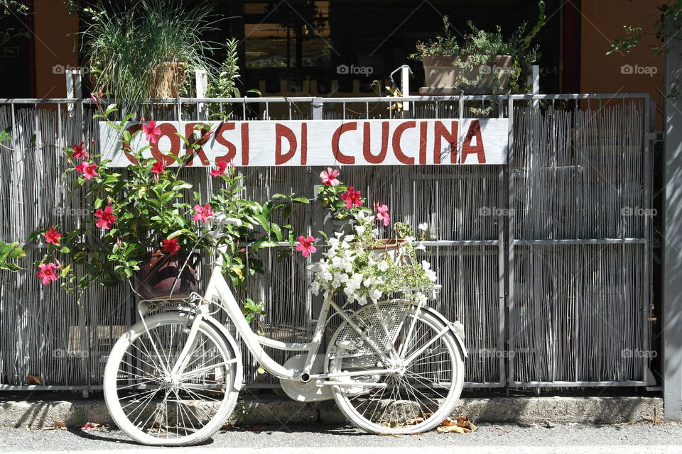 Local Street Gardening, Italy