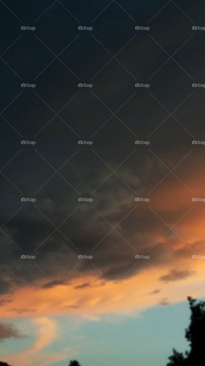 Arizona Monsoon Storms combined with Dust and Sun  What a Storm