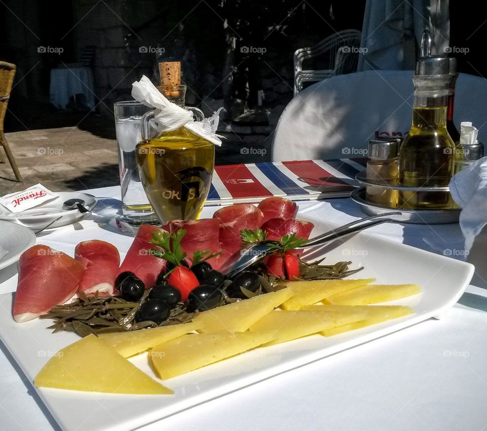 Prsut I Sir (Smoked Ham & Cheese)