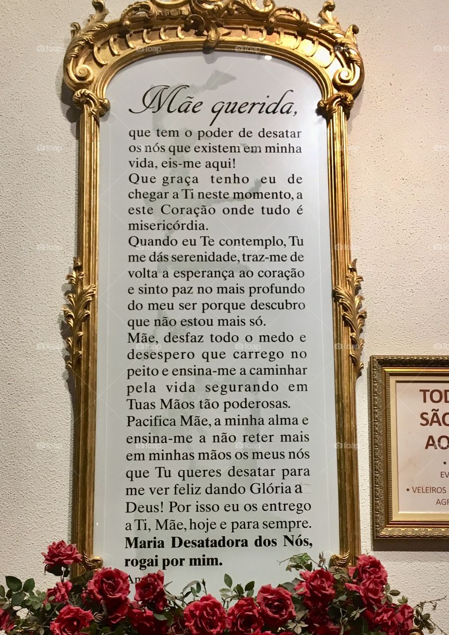 A oração principal do Santuário Nossa Senhora Desatadora dos Nós - uma belíssima igreja!