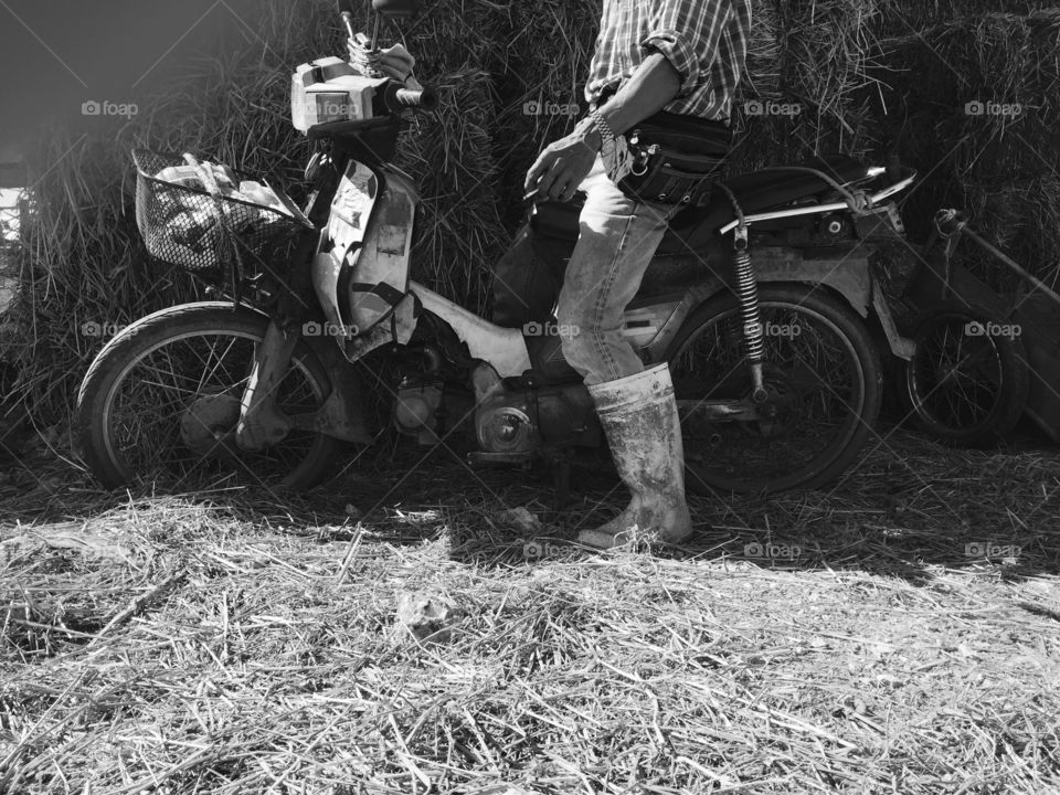 Country...old bike 