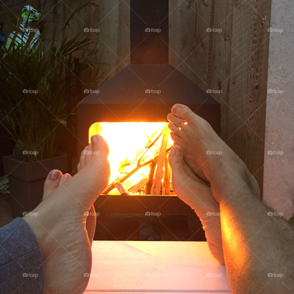 Fireplace warming feet