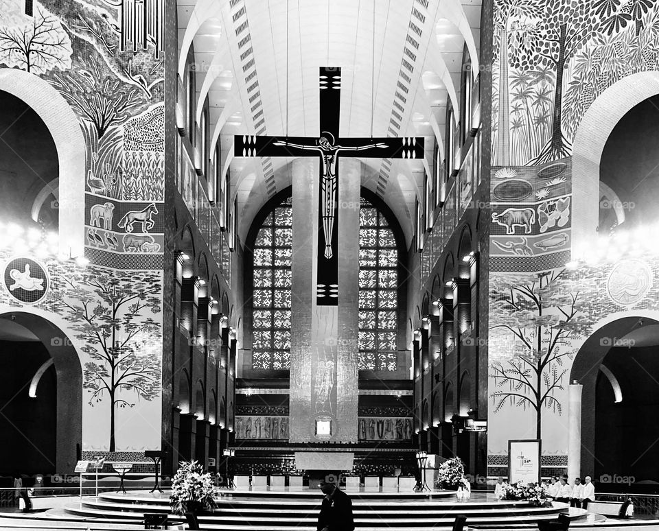 🇺🇸 Taking care of photography: the interior of the Basilica of Nossa Senhora Aparecida, in the Brazilian Catholic national sanctuary. / 🇧🇷 Caprichando na fotografia: a Basílica de Nossa Senhora Aparecida, no santuário nacional católico brasileiro. 