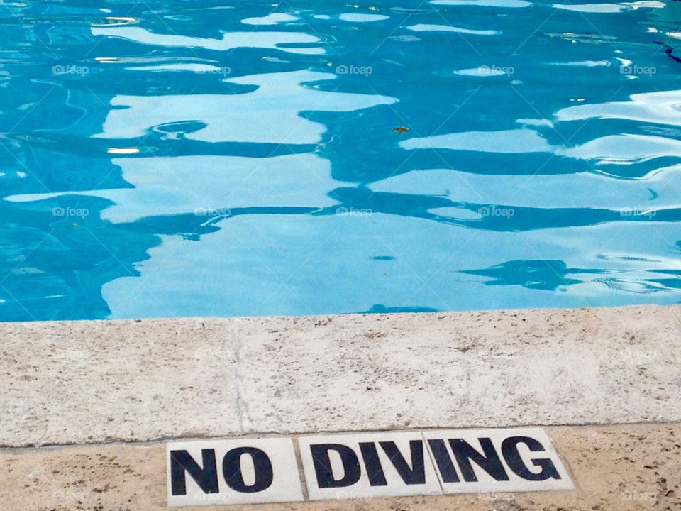 No diving diving pool swimming pool signs warning blue
