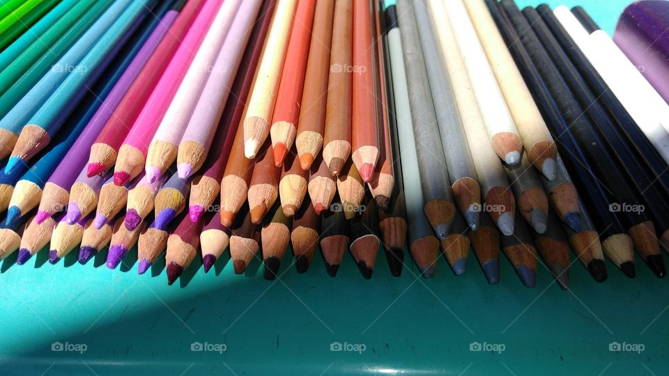 colored pencils 3