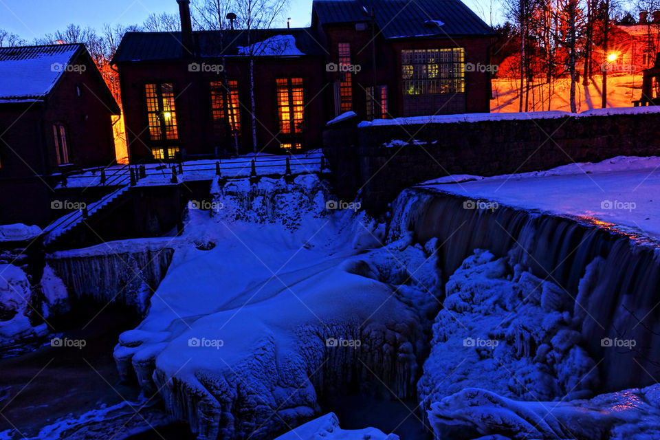 Dramatic ice formations