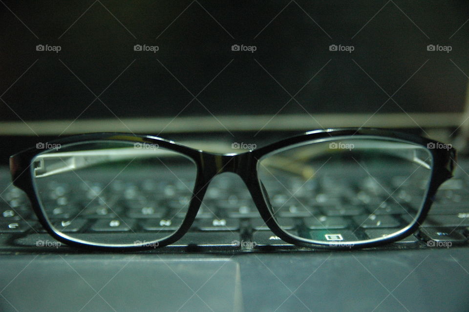 glases blur background