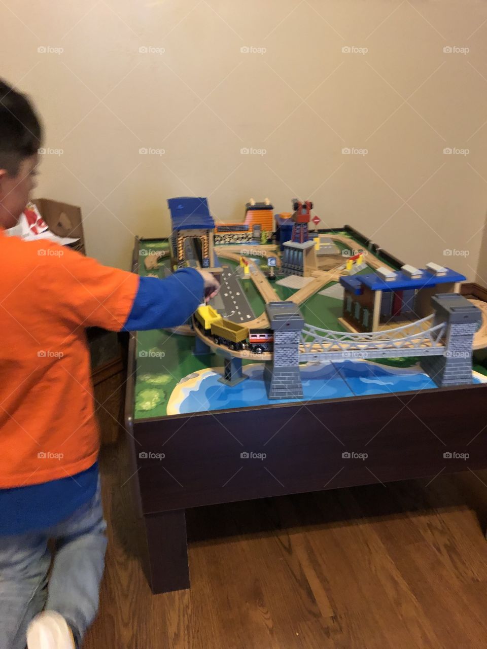 Train and play set